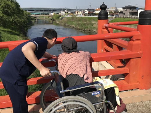 憩の泉　春の外出行事♪